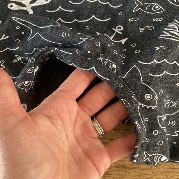 Little Bibsy-Sea Onesie - Picture 3 of 4